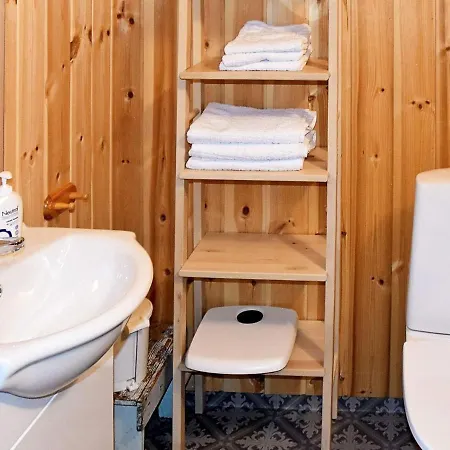 Holiday Home Vassenden *