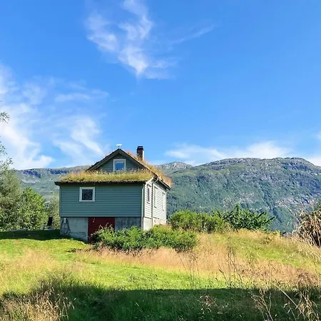 Secluded Mountain Retreat-by Traum Semesterbostad *